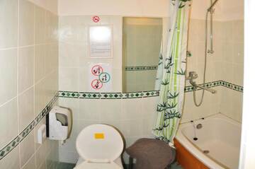 Фото номера Семейный люкс Гостевой дом Guesthouse Leiputrija г. Адажи 9