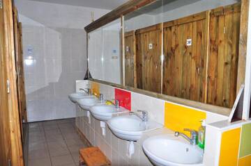 Фото номера Коттедж с 2 спальнями Кемпинги Campsite Leiputrija г. Адажи 3