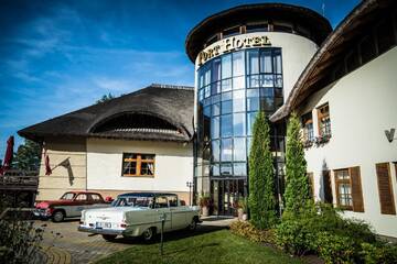 Фото Отель Port Hotel г. Адажи 1